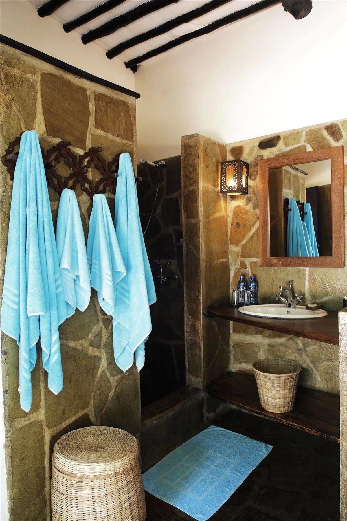 Kinondo Kwetu Hotel Diani Beach Buitenkant foto