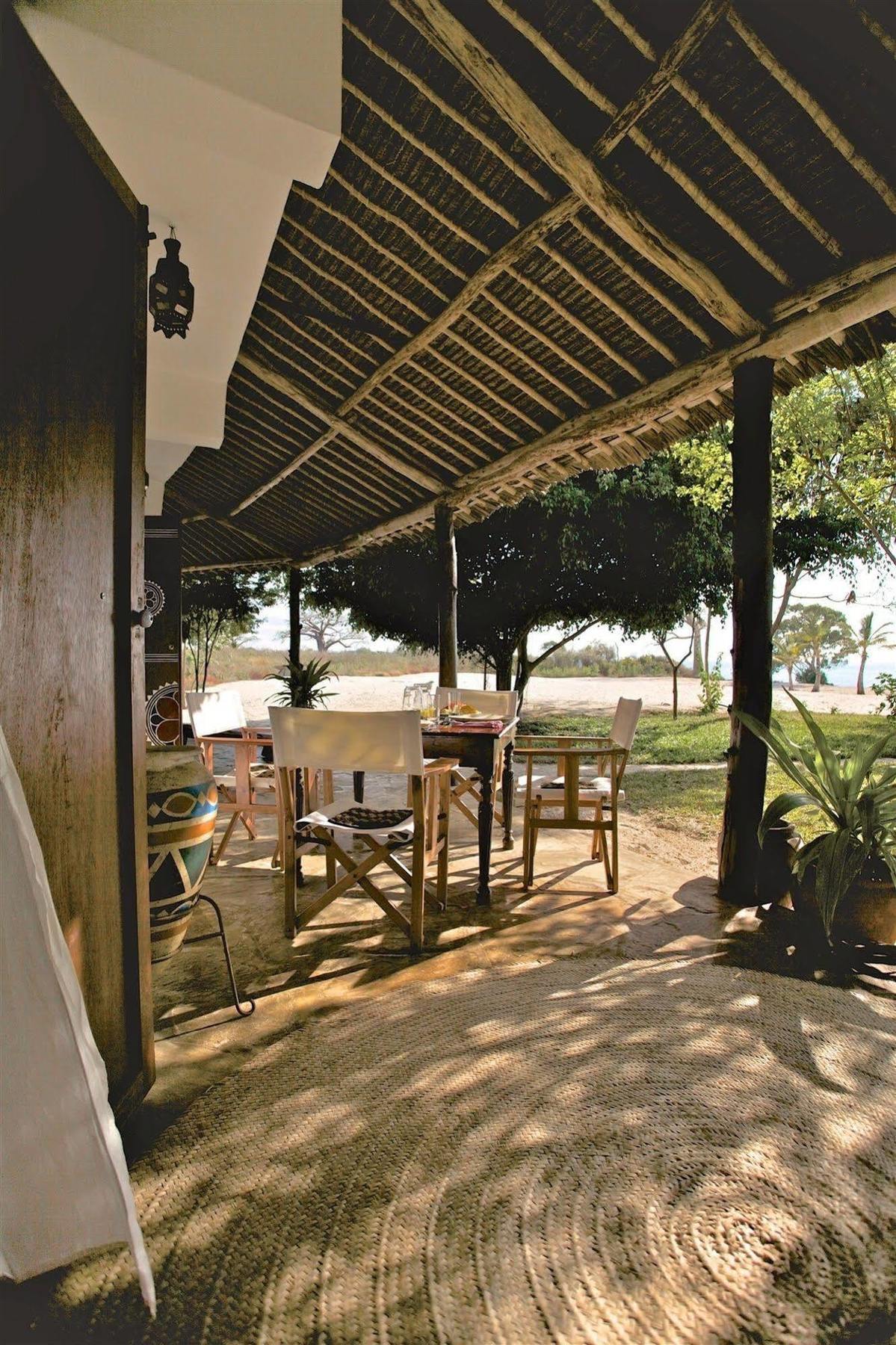 Kinondo Kwetu Hotel Diani Beach Buitenkant foto
