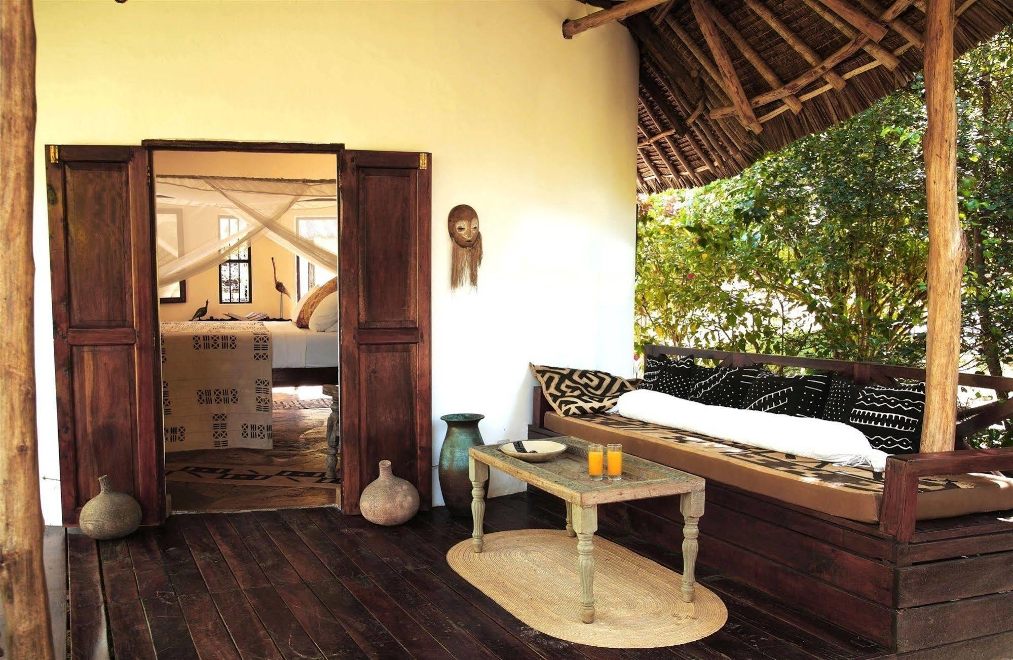 Kinondo Kwetu Hotel Diani Beach Buitenkant foto