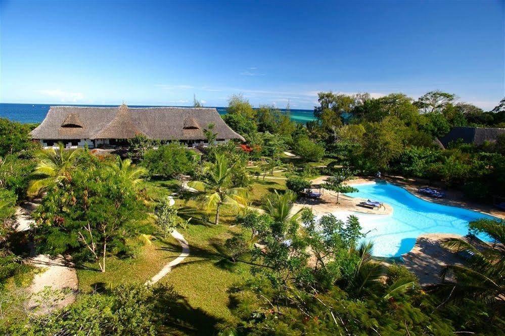 Kinondo Kwetu Hotel Diani Beach Buitenkant foto